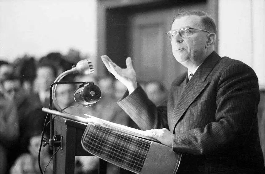 jean paul sartre 1933